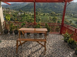 Classic Double Room, Balcony, Mountain View | Outdoor dining