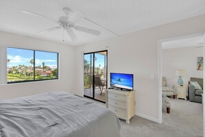 Iron/ironing board, Internet, bed sheets - 2B/2B Fairview Isles 226 Condo, Walk to Beach, Heated Pool! (Fort Myers Beach)
