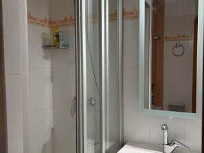 Bathroom - Cozy studio with mountain view - 4 guests (Demi-Quartier)