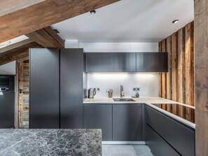 Private kitchen - Spacious apartment, near gondola - 8 guests (Megève)