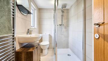 Shower, hair dryer, shampoo