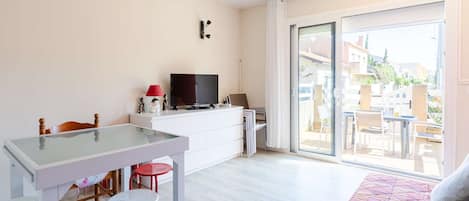 Fernseher