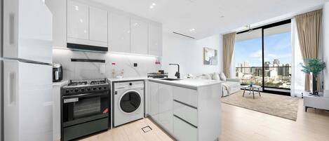 Fridge, microwave, oven, stovetop