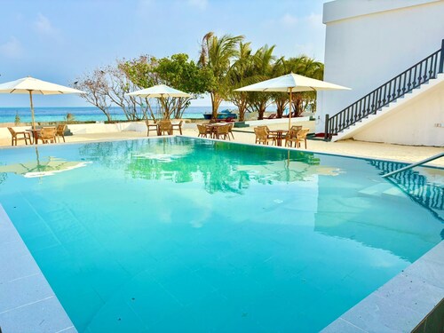 Maduvvaree Waterfront Sands