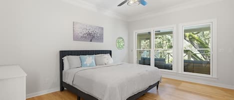 5 habitaciones, tabla de planchar con plancha y wifi gratis
