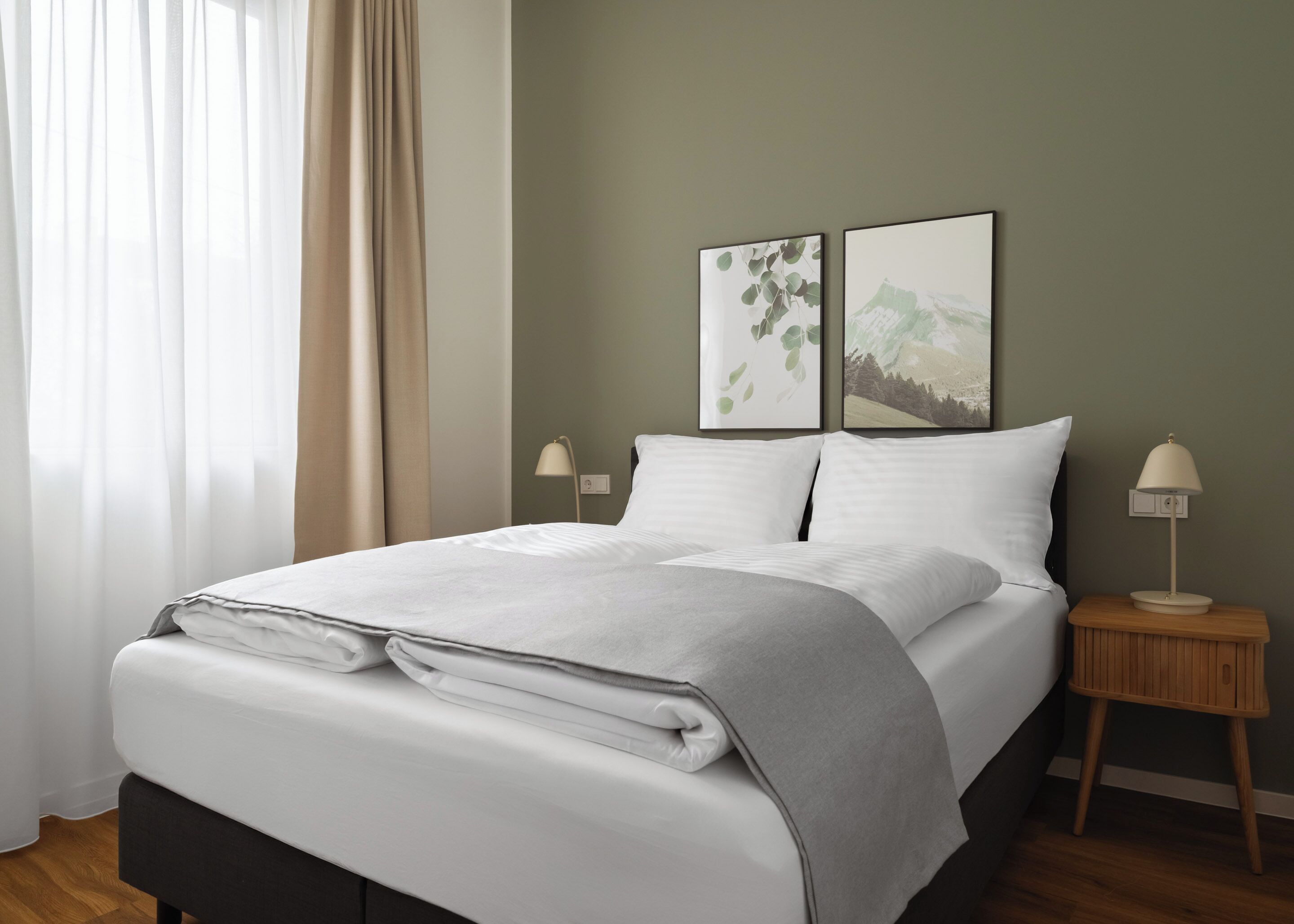 Chambre Double Classique | Décoration personnalisée, ameublement personnalisé, bureau