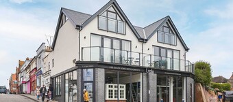 Host & Stay | 2b Hamilton Road