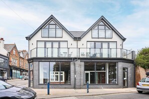 Exterior - Host & Stay | 2b Hamilton Road (Felixstowe)