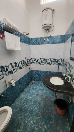 Bathroom - Rajwada Farms Dudhwa (Mailani)
