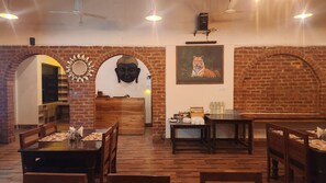 Dining - Rajwada Farms Dudhwa (Mailani)