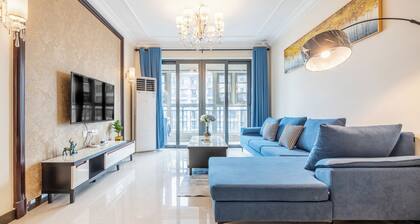 Spacious 3-bedroom apartment in perfect Xi'an with AC
