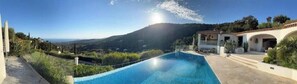 Pool - Vrbo Property (La croix-valmer)