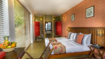 Familierom, balkong, hageutsikt