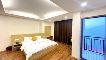Premium Double Room, Balcony, Mountain View | Desk, free WiFi