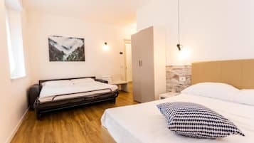 Quadrupla Classic, vista cortile | Wi-Fi gratuito