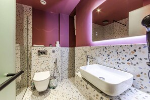 Hair dryer, towels - Rose Studio 112 | Love in Colours Collection by PikHost (Durrës)