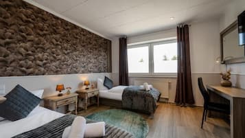Standard-Zweibettzimmer | Schreibtisch, kostenloses WLAN
