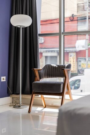 Interior - Violet Studio 113 | Love in Colours Collection by PikHost (Durrës)
