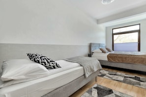 1 bedroom, iron/ironing board, travel cot, WiFi - Comfortable Apartment with Balcony | Close to the Beach | Parking (Władysławowo)