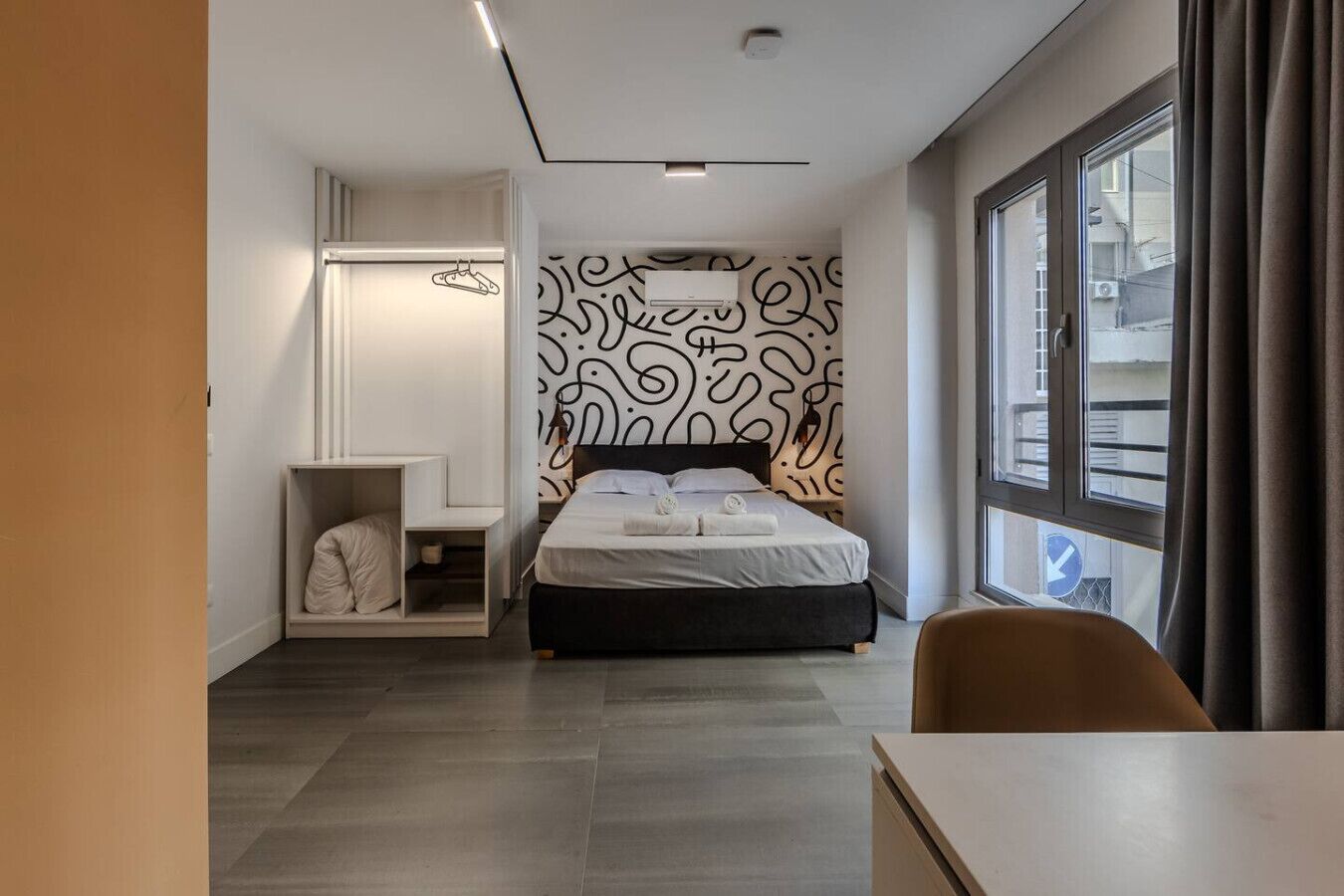 1 habitación, escritorio, wifi y ropa de cama 