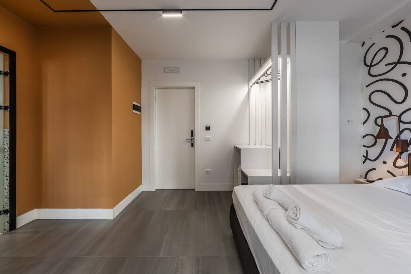 1 chambre, bureau, Wi-Fi, draps fournis