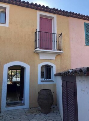 Exterior - Vrbo Property (Grimaud)