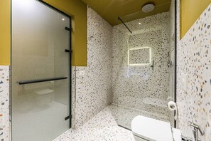 Hair dryer, towels - Honey Studio 115 | Love in Colours Collection by PikHost (Durrës)