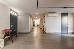 Lobby - Brown Studio 116 | Love in Colours Collection by PikHost (Durrës)