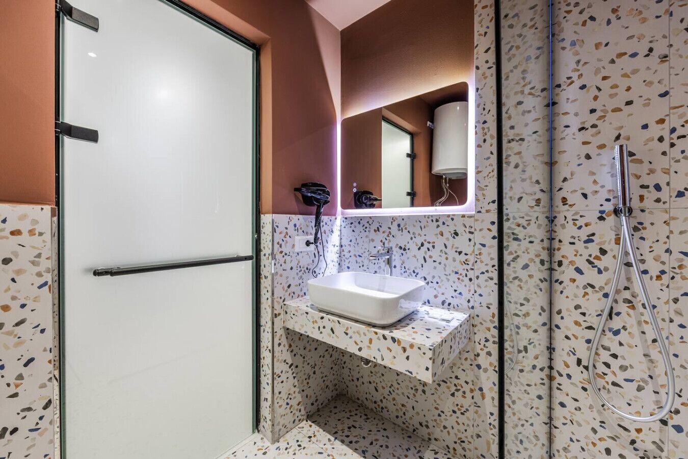 Hair dryer, towels