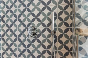 Hair dryer, towels - Yellow Studio 106 | Love in Colours Collection by PikHost (Durrës)