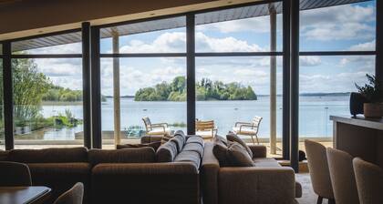 Sheelin Lakehouse - Luxury lake house with sauna, jacuzzi, private boats & more.