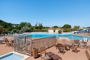 Pool - La Terrasse du Golf Bourgenay – Spacious Apartment with Large South-Facing Terrace (Talmont-Saint-Hilaire)