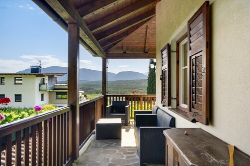 Apartment 'Weingut Hochleiten Latemar' mit Bergblick, Balkon und WLAN