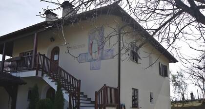 Appartement 'Weingut Hochleiten Latemar' avec vue montagne, balcon et Wi-Fi