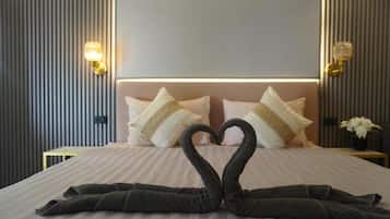 ห้องซูพีเรียดับเบิล, ระเบียง, วิวทะเล | เครื่องนอนระดับพรีเมียม, ผ้านวมขนเป็ด, มินิบาร์, ตู้นิรภัยในห้องพัก