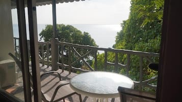 Superior tweepersoonskamer, balkon, uitzicht op zee | Buiten dineren