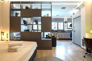 1 bedroom, desk, iron/ironing board, free WiFi - Luxury Haven in the most ideal area of Athens 2 (Athina)
