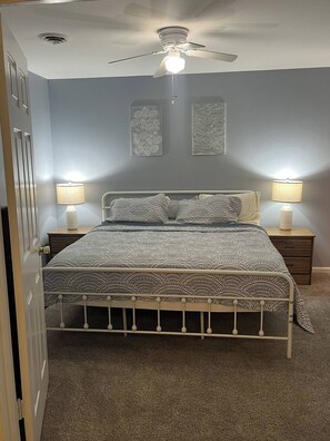 2 Schlafzimmer, Bügeleisen/Bügelbrett, kostenloses WLAN, Bettwäsche
