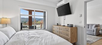 Spectacular View 1 Bdrm