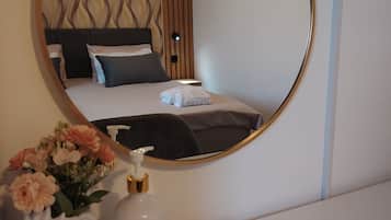 1 bedroom, iron/ironing board, WiFi