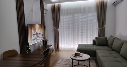 Lux Veritas Apartment – Free Parking, Near Center