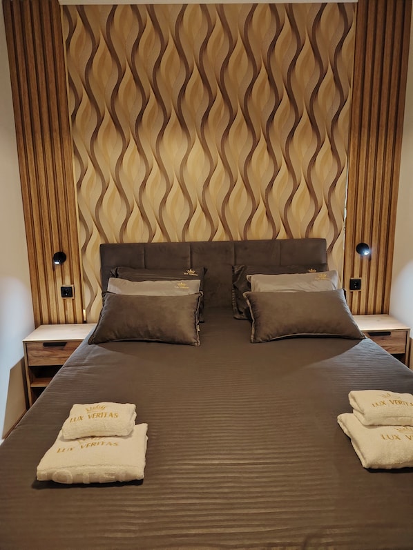 1 bedroom, iron/ironing board, WiFi