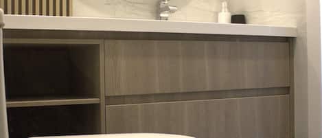 Hair dryer, towels, soap, shampoo