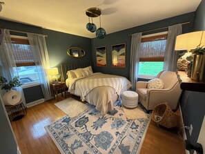 Room - The Bluegrass Biscuit: Charming 4BR Ranch Near Keeneland & Airport (Lexington)