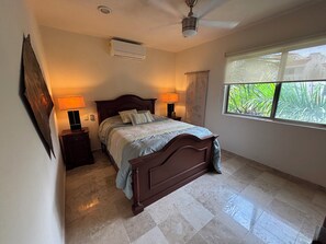 2 bedrooms, iron/ironing board, WiFi, bed sheets - 2-bedroom condo in Puerto Aventuras. stunning views, walking distance to Marina (Q.R.)