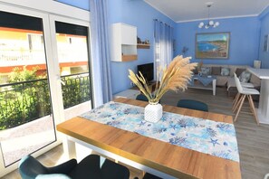 House | 2 bedrooms - Blue Cozy Home in Kyparissia Fully Equipped Nest (Trifylia)