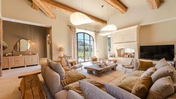 4 bedrooms, Internet