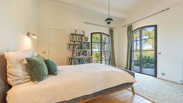 7 bedrooms, Internet