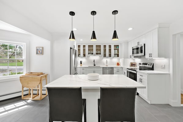 Microwave, oven, stovetop, dishwasher