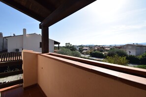 Property grounds - Ortensia House With Garden Budoni (Budoni)